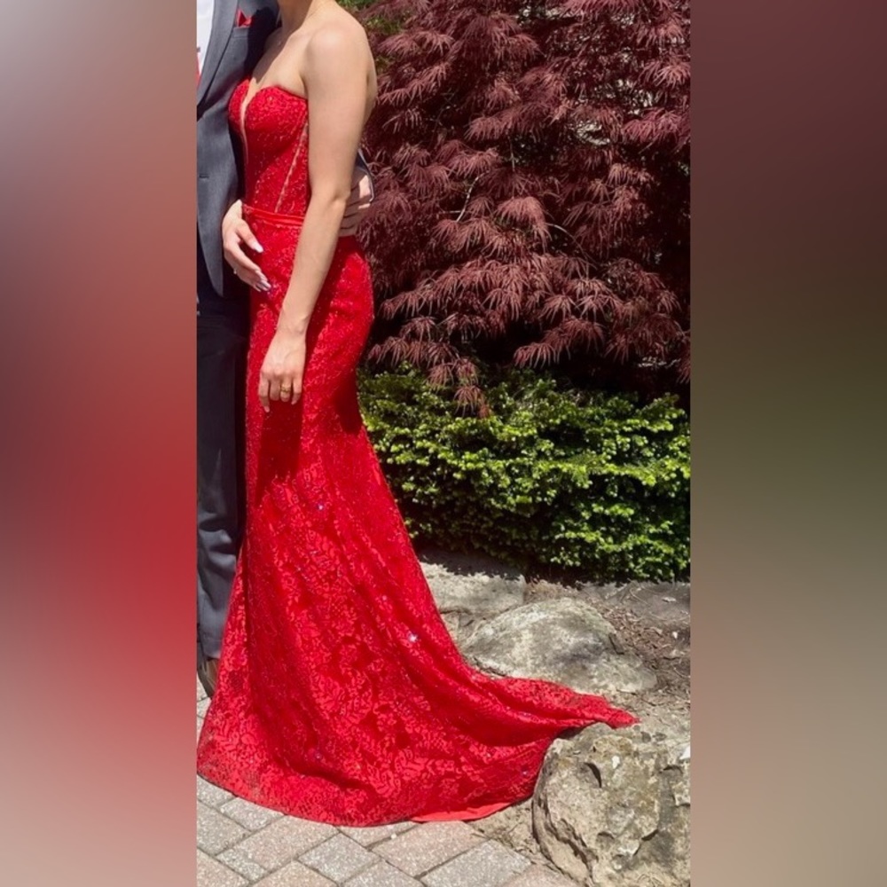 Prom dress - Picture 3 of 3